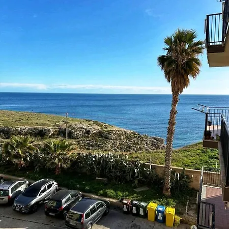 Dyo Adelfia, Elegante Loft Vista Mare Apartment