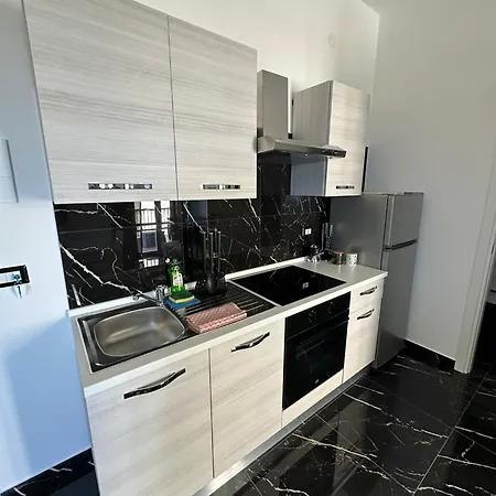 Dyo Adelfia, Elegante Loft Vista Mare Apartment